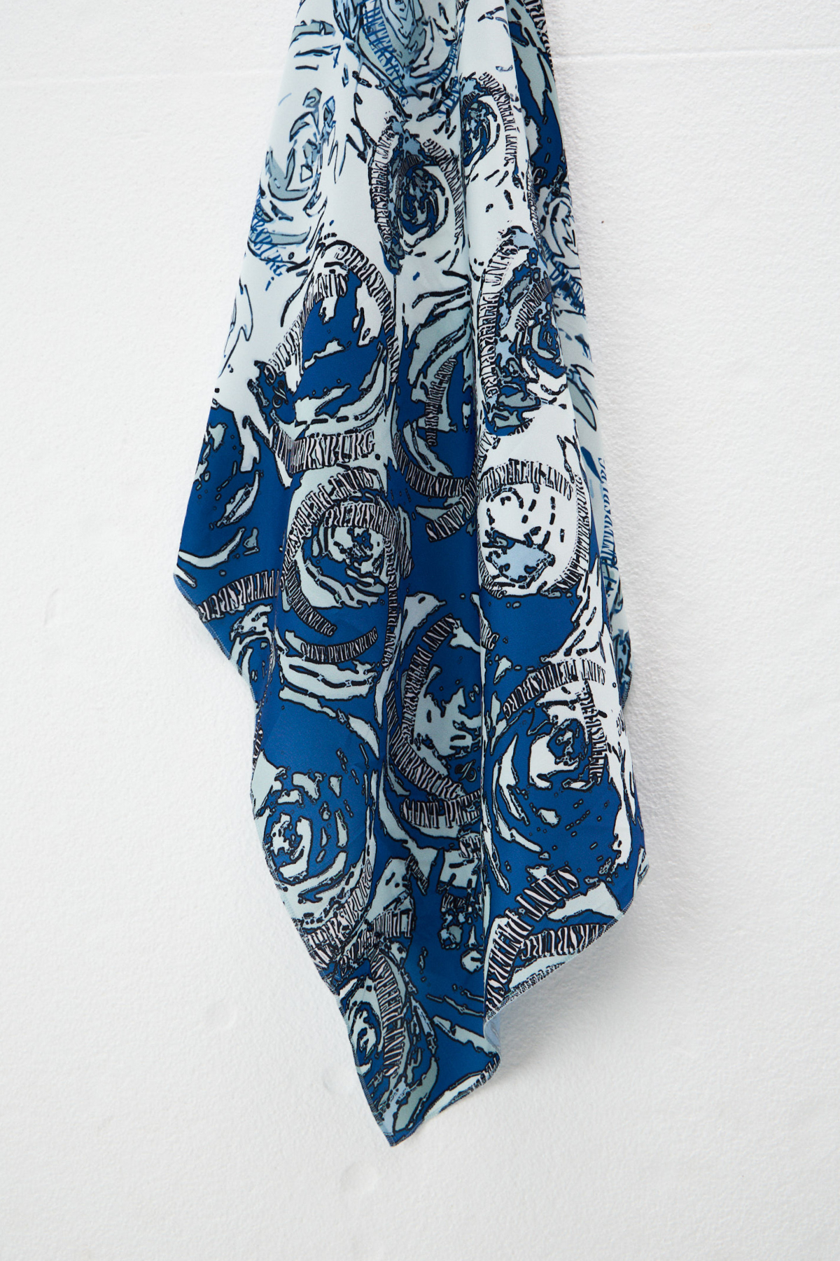 Платок "Сердце Петербурга" 2 Платок "Сердце Петербурга" 2