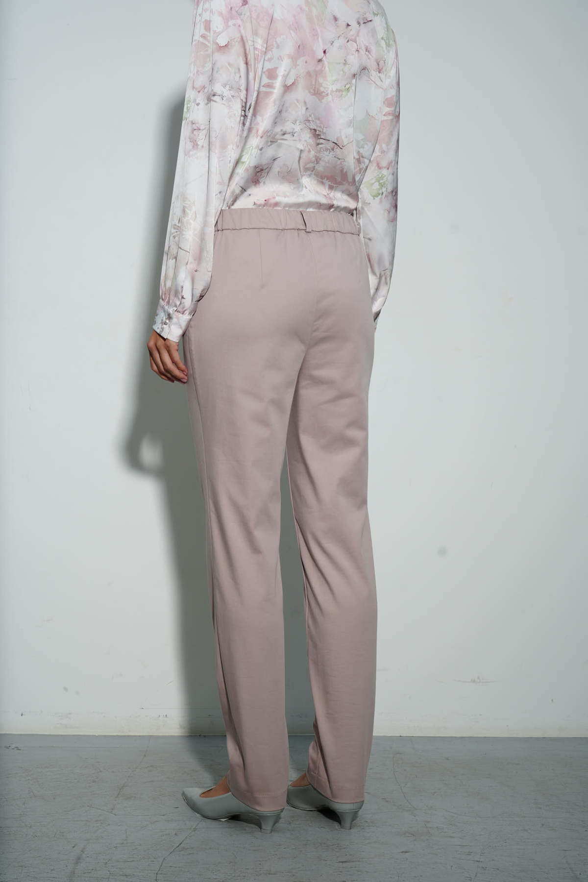 Брюки пудровые 6 Брюки пудровые 6