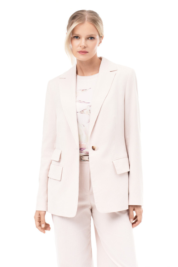 Жакет "Прикосновение нежности" Жакет "Прикосновение нежности"