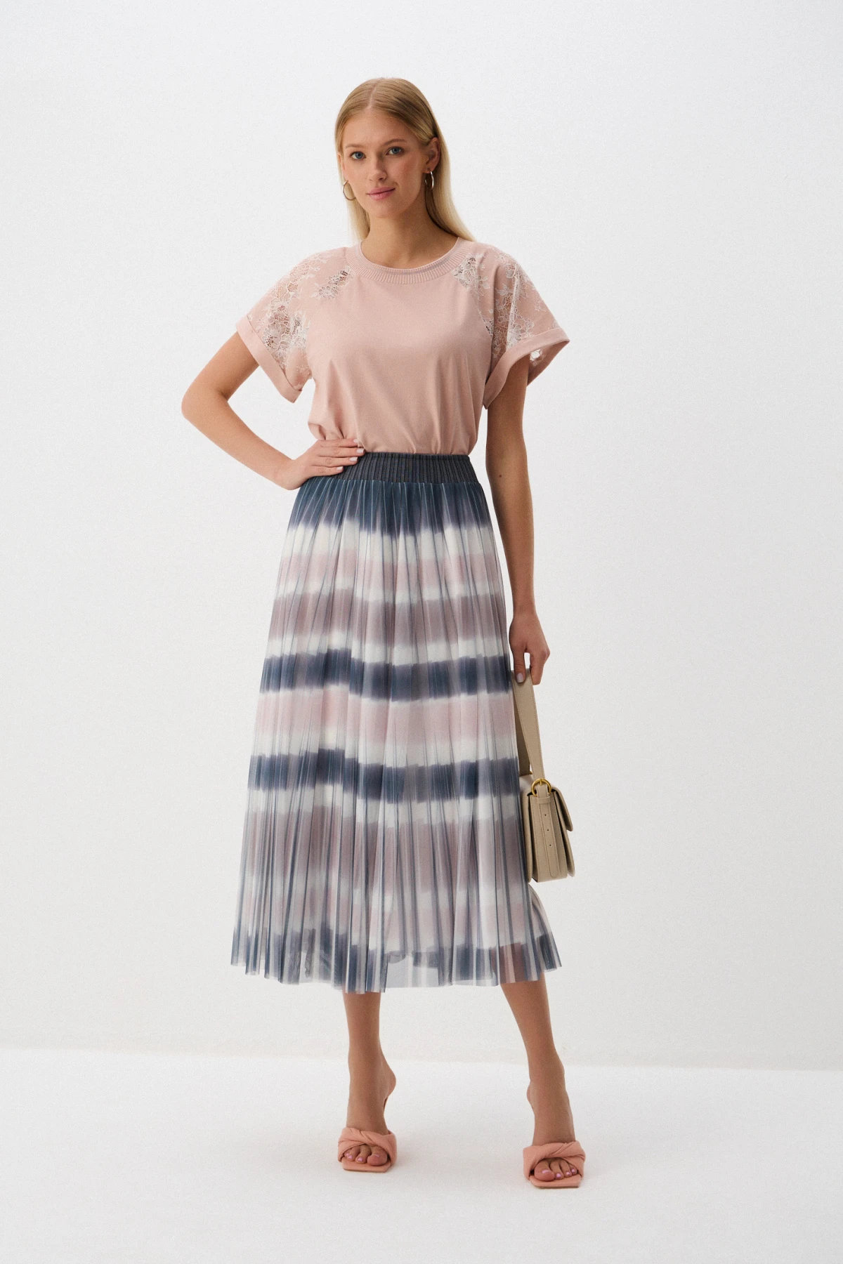 Джемпер "Аллегория весны" 3