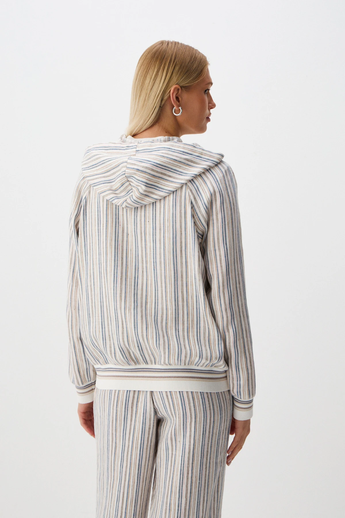 Блузон на молнии "Лунный фестиваль" 3