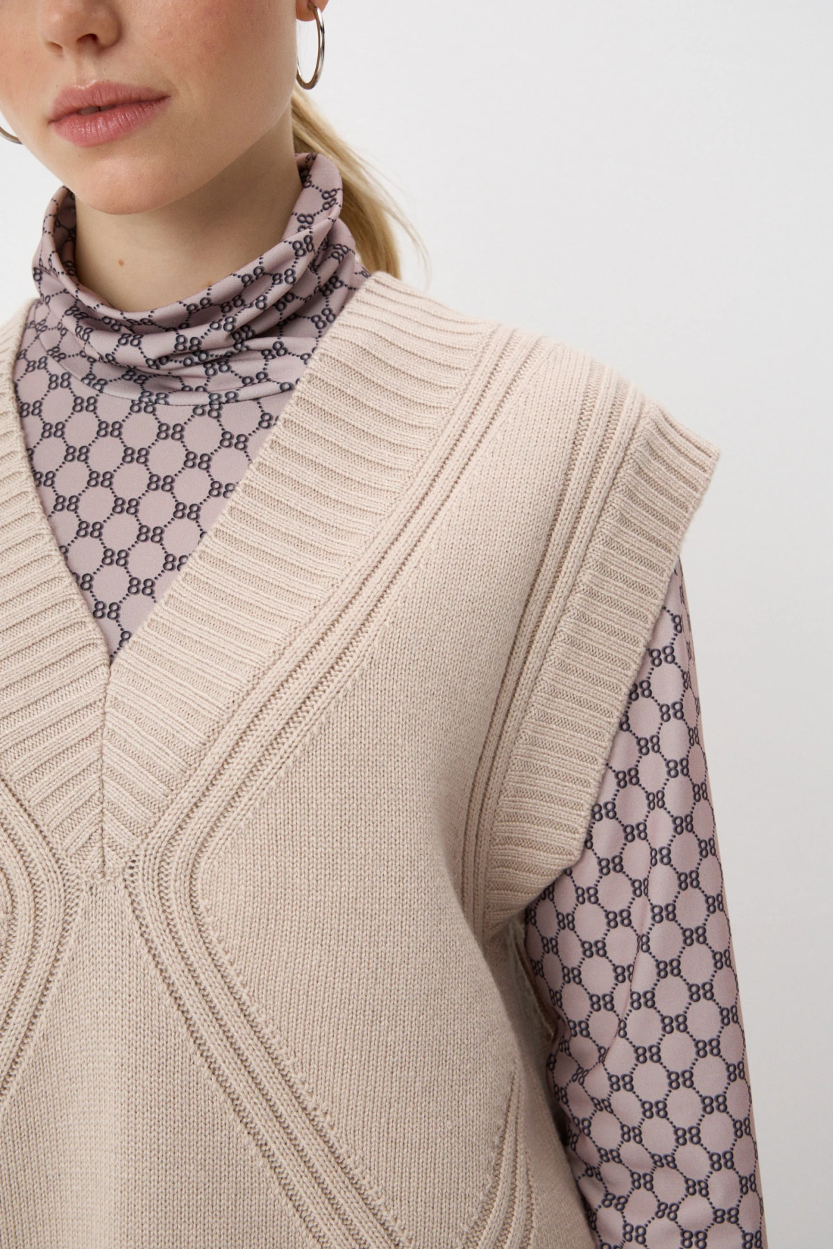 Жилет вязаный "Гармония контрастов" 1