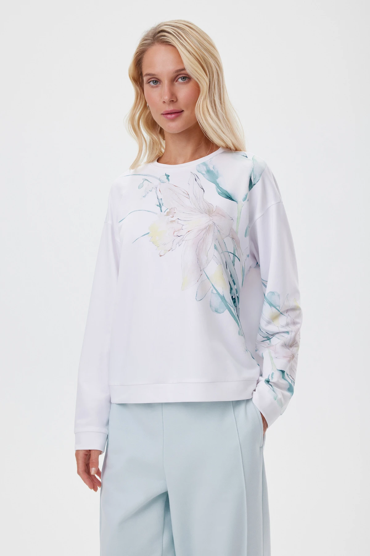 Свитшот «Первоцветы» 5