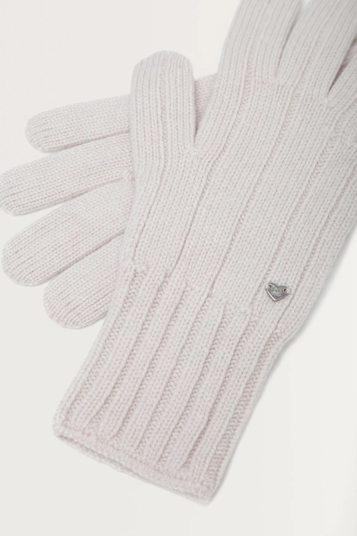 Перчатки пудра 4