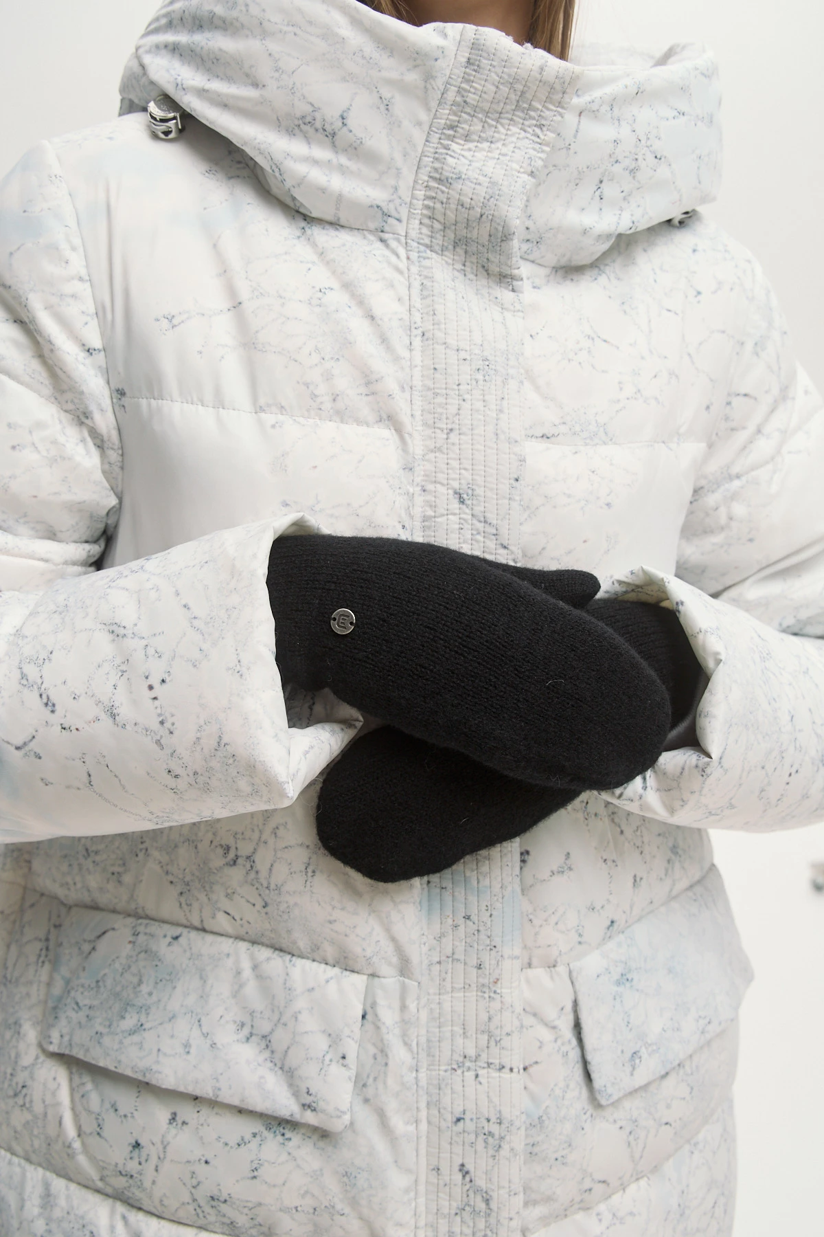 Варежки "Тайна" 2