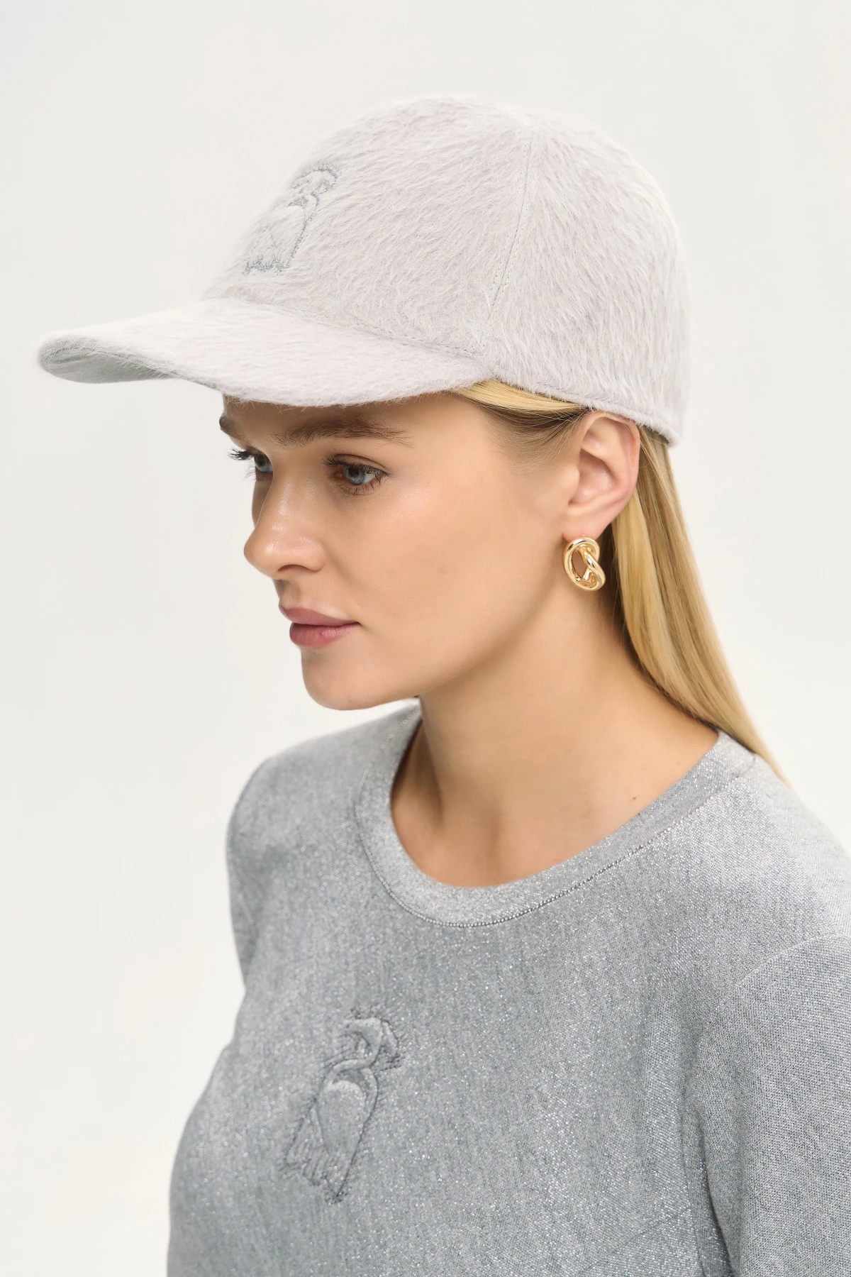 Бейсболка "Крылья любви" 3