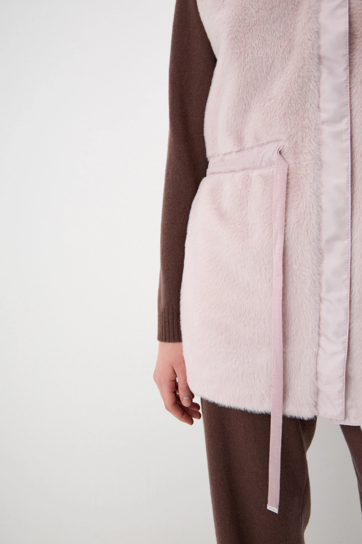 Жилет "Сонеты тепла" 1