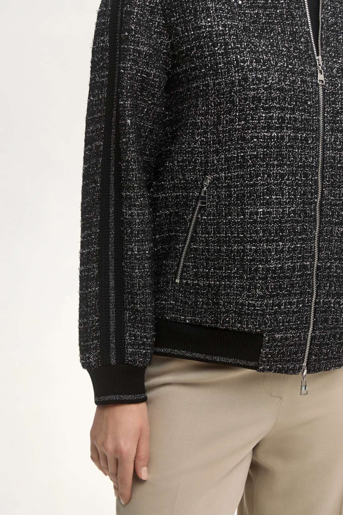 Бомбер "Эхо вселенной" 1