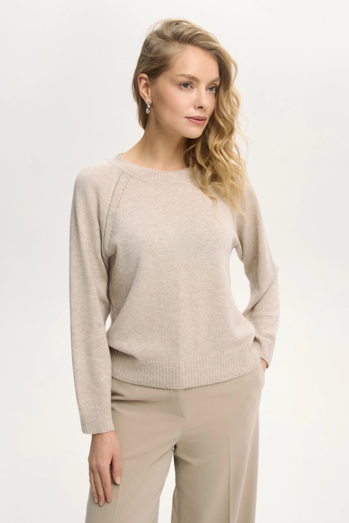 Джемпер песочный 4