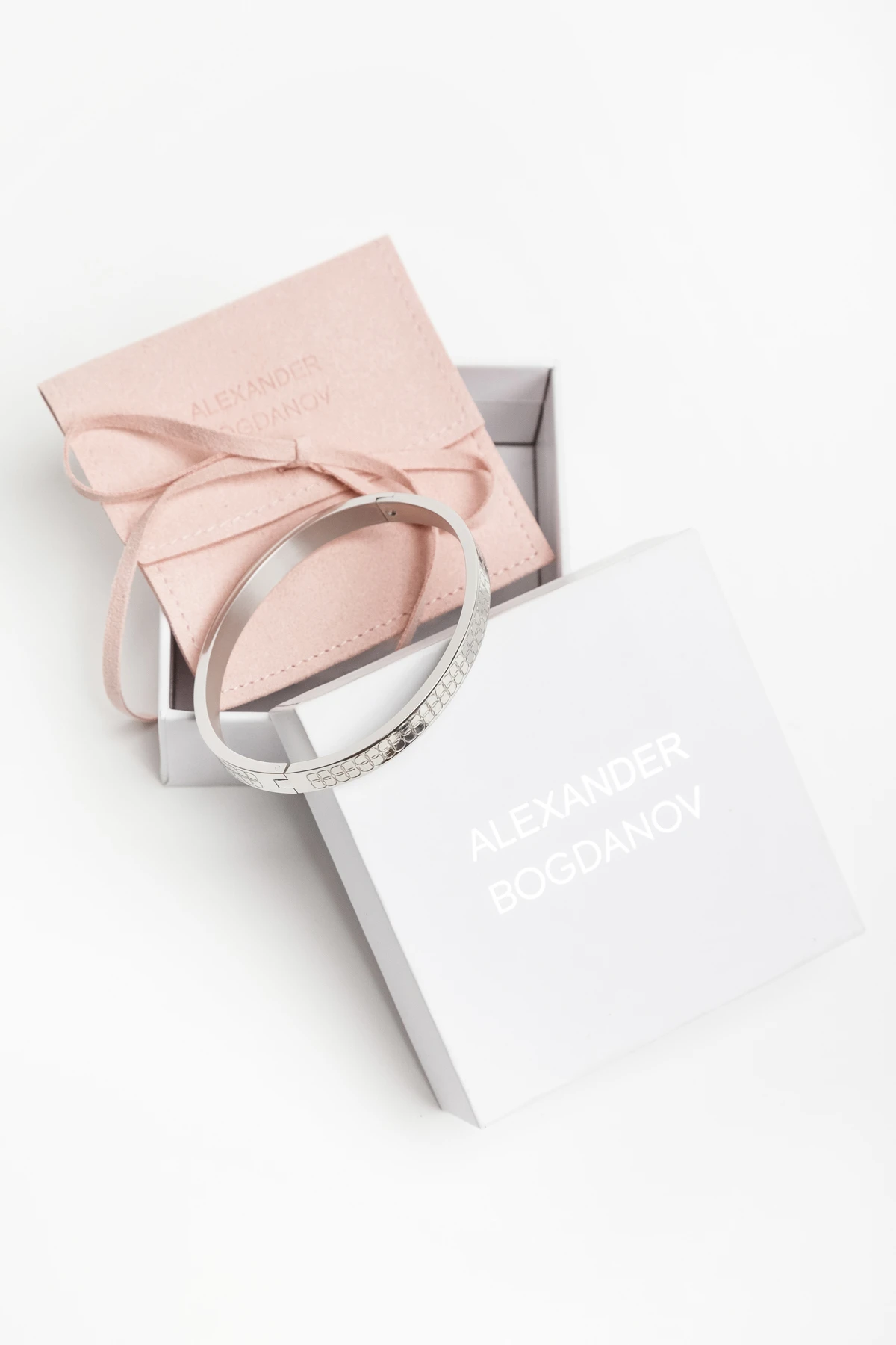 Браслет "88" с чехлом 6