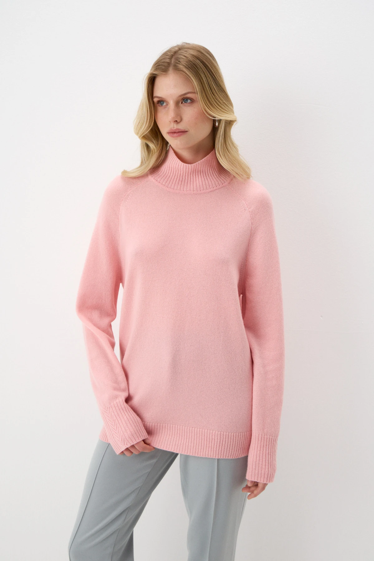 Свитер "Возвращение фламинго" 2