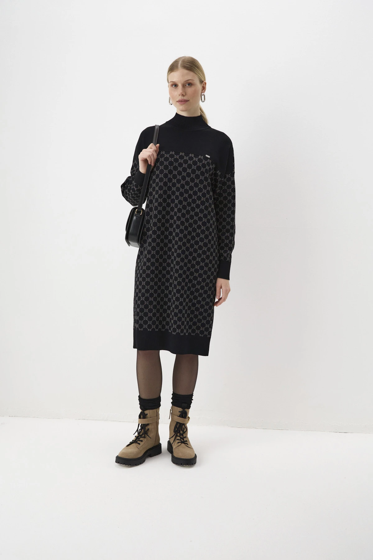 Платье вязаное "Гармония контрастов" 4