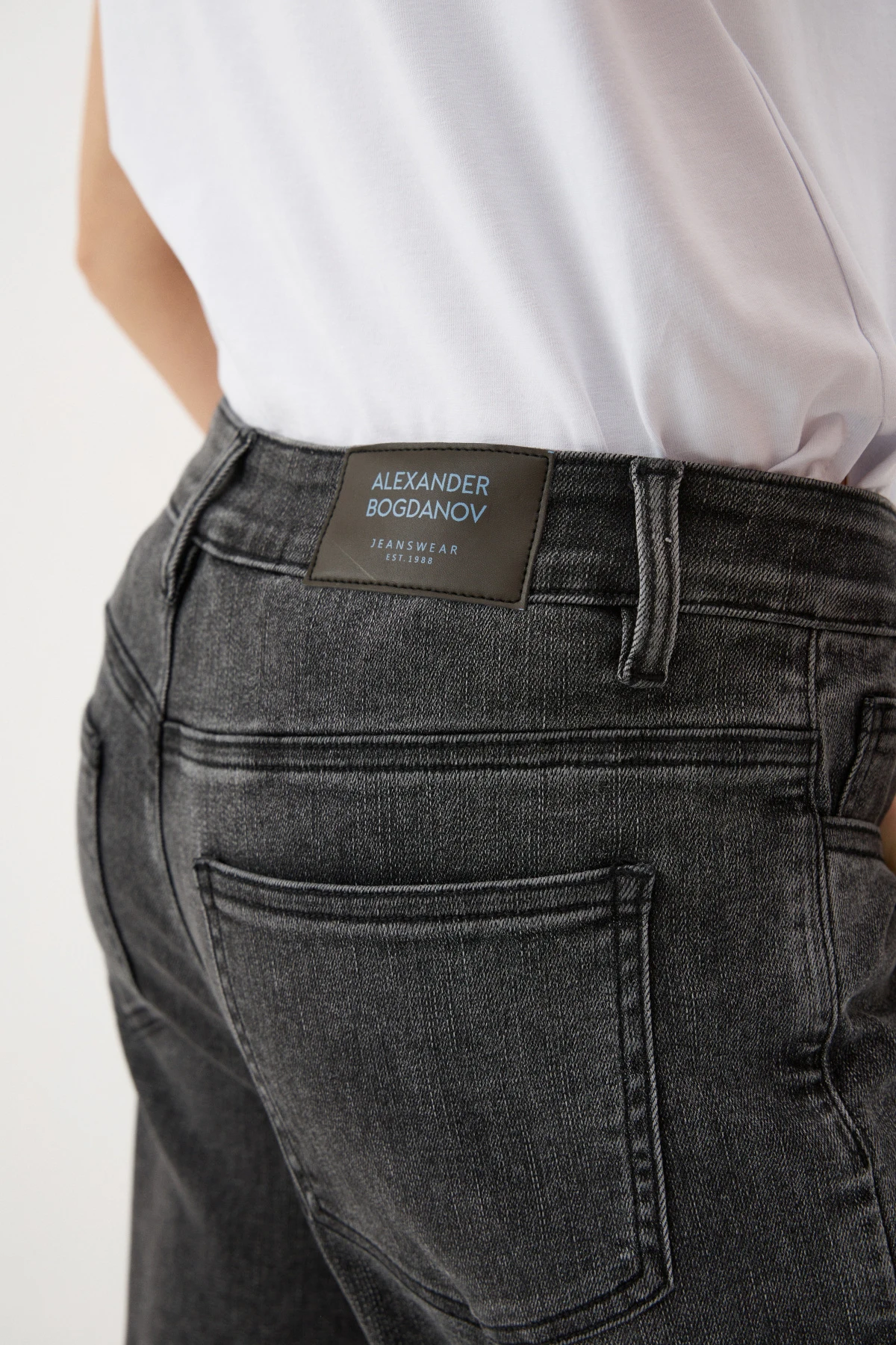 Джинсы серые 1