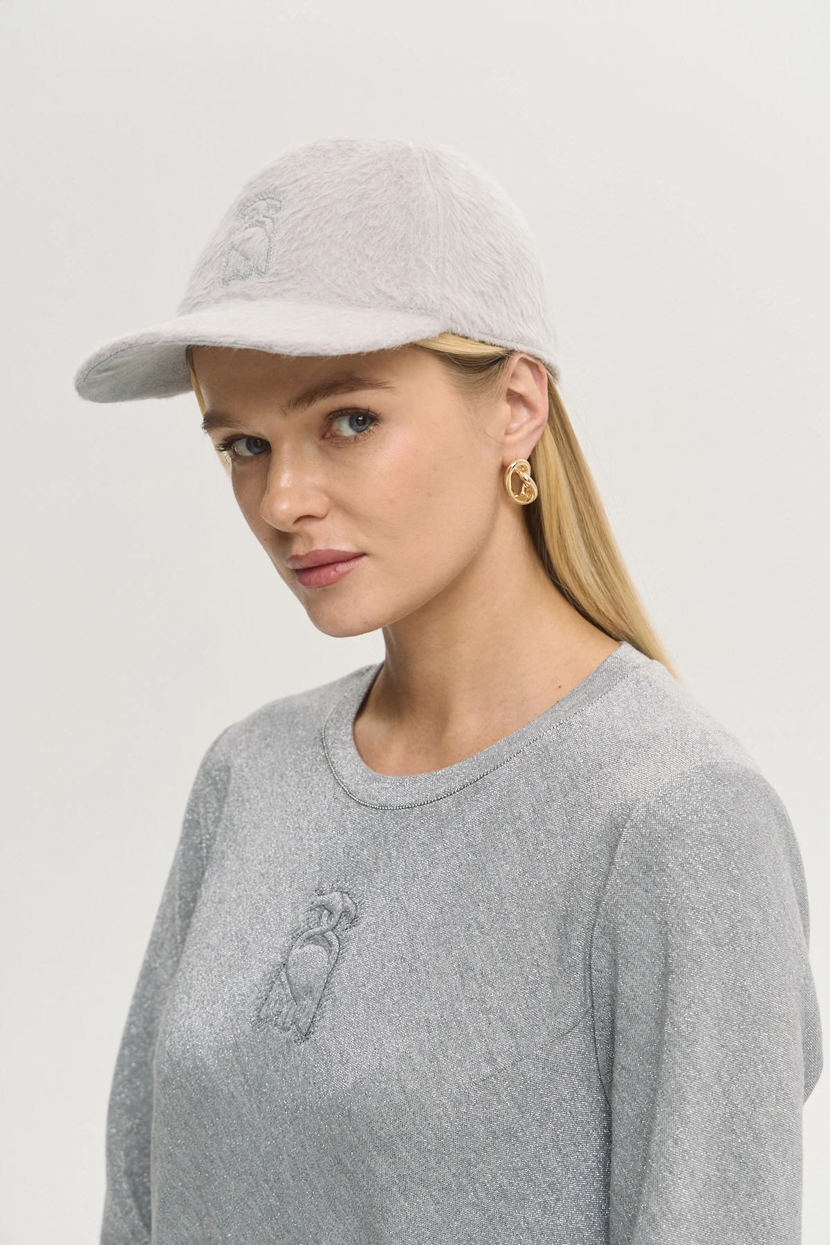 Бейсболка "Крылья любви" 4