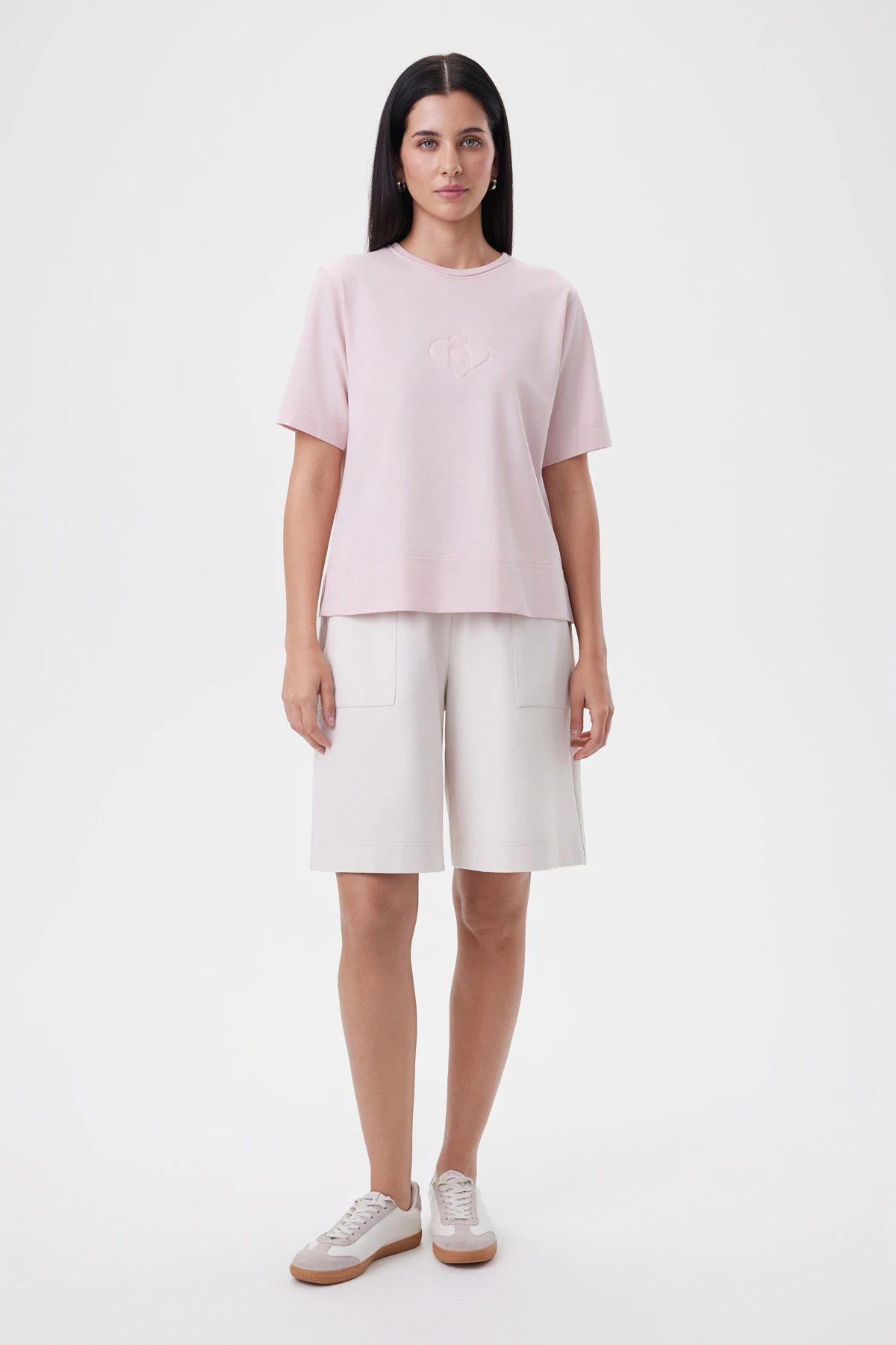 Футболка "Оттенки миндаля" 5