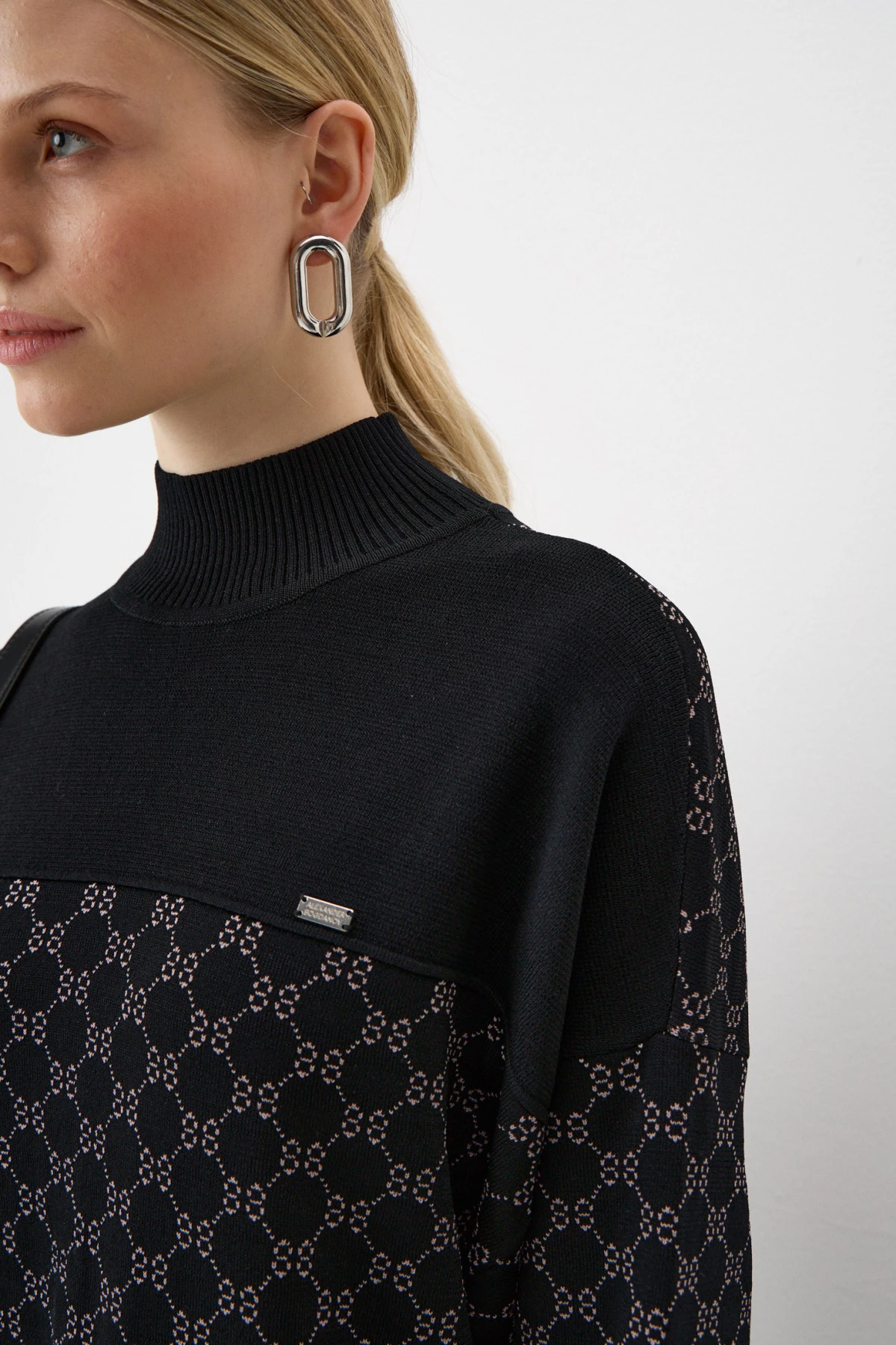 Платье вязаное "Гармония контрастов" 1