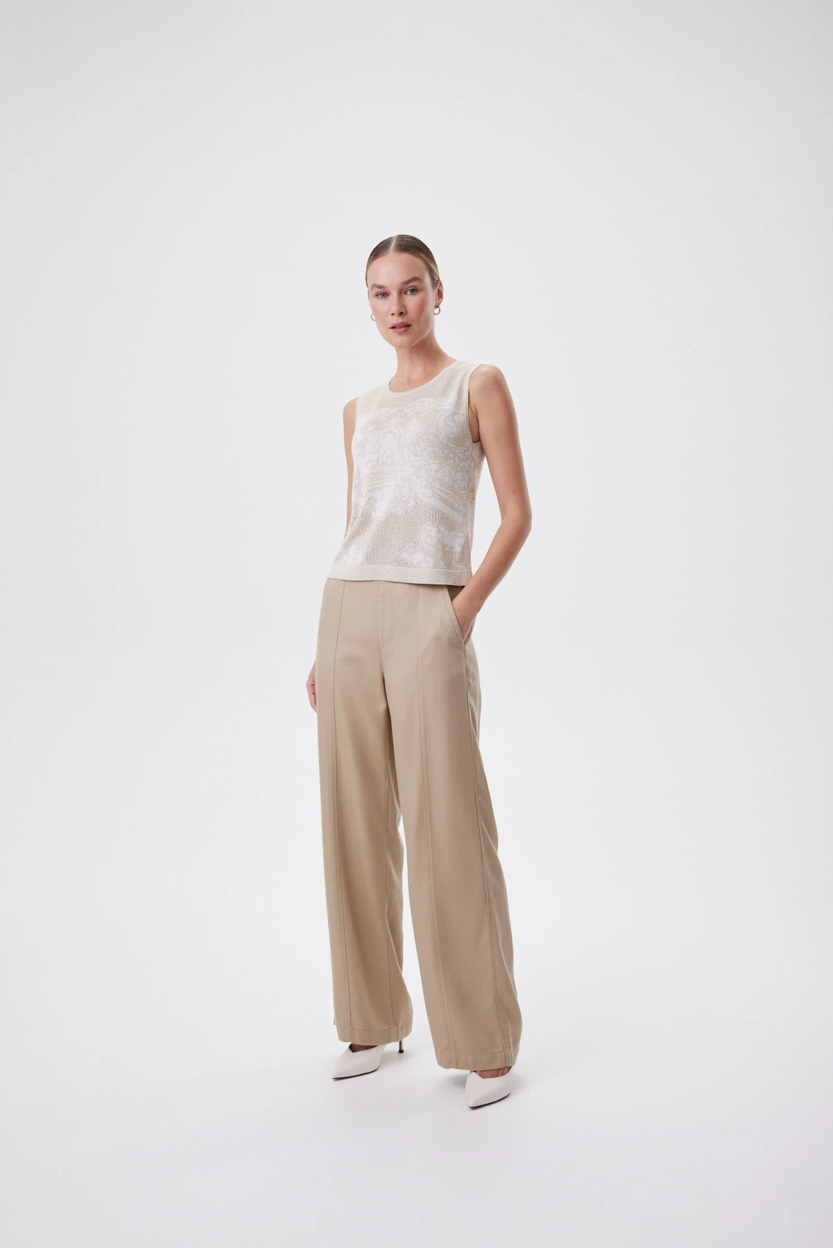 Топ вязаный «Триумфальные аллеи» 1