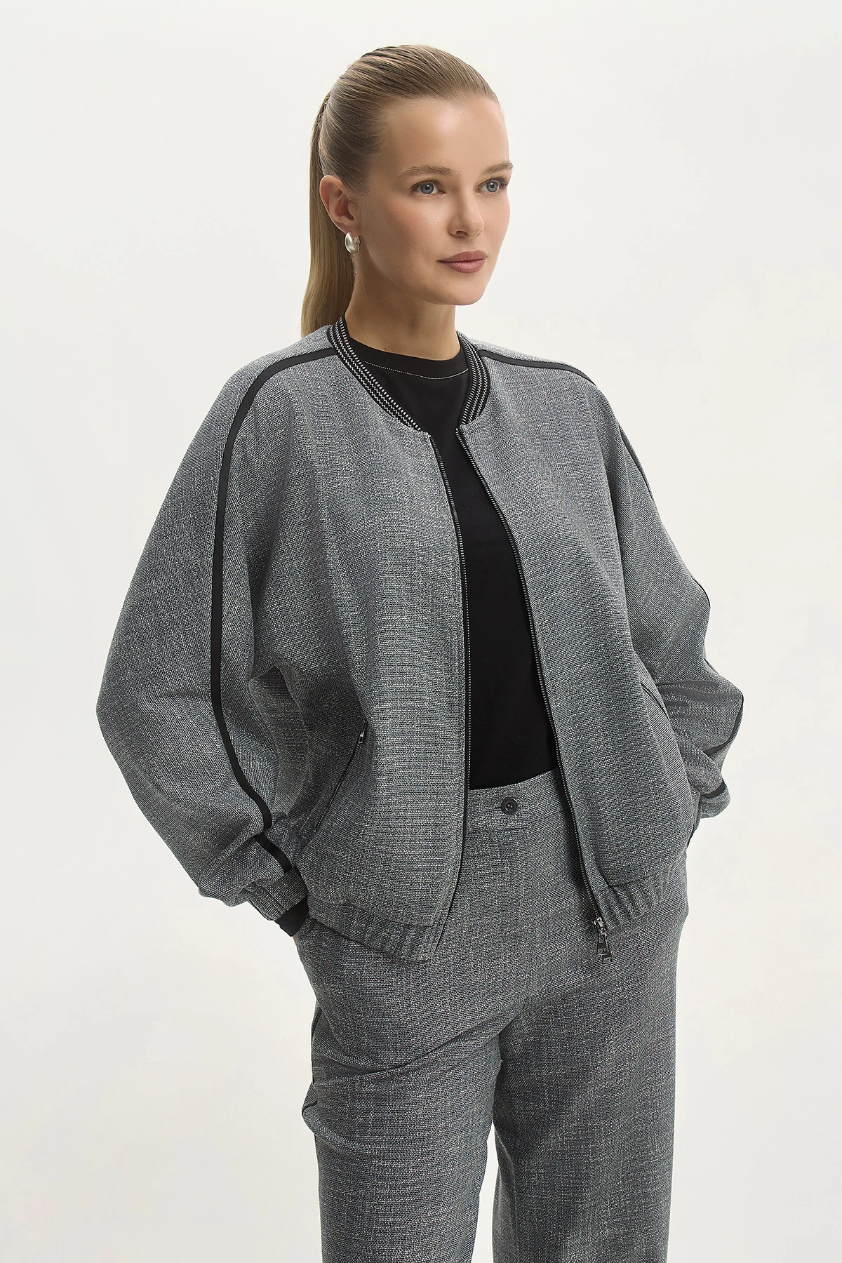 Бомбер "Серебряная даль" 7