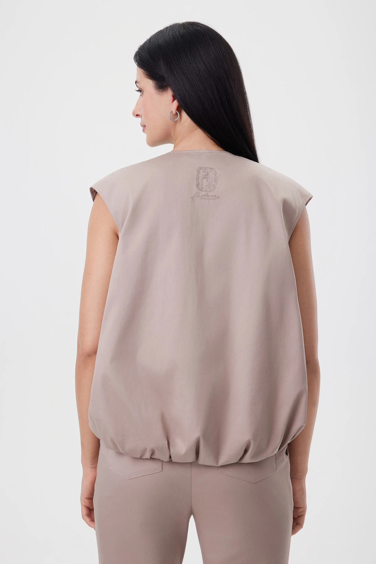 Жилет «Оттенки миндаля» 5