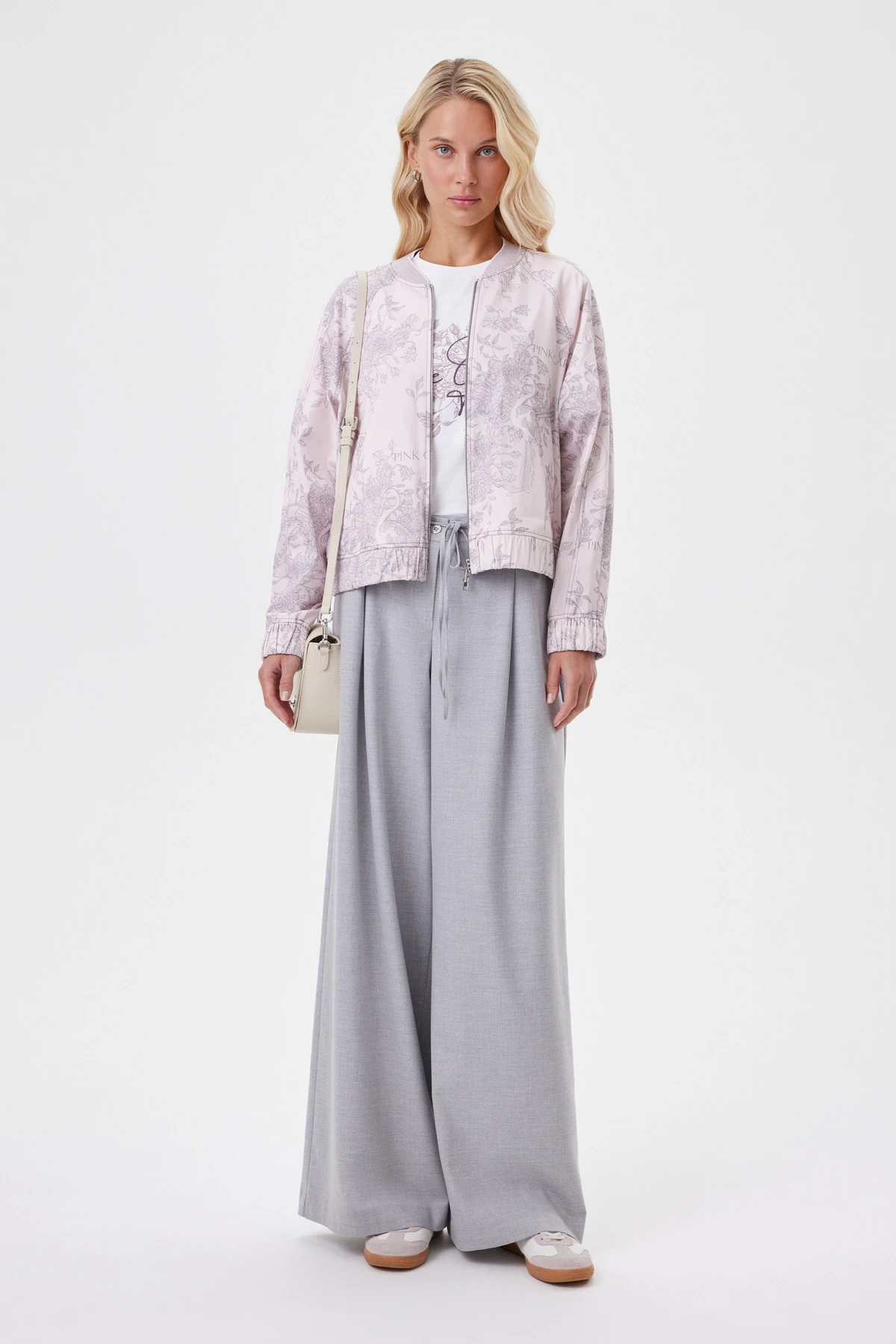 Блузон на молнии "Розовые мечты" 1