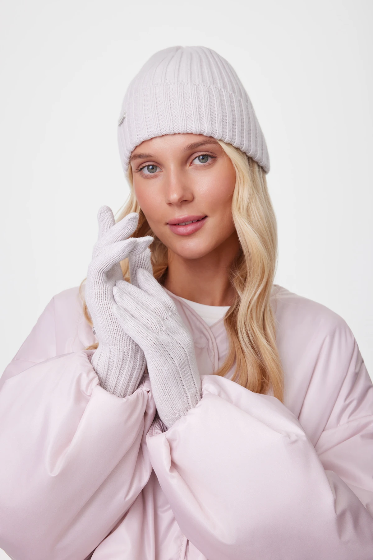 Перчатки пудра 5