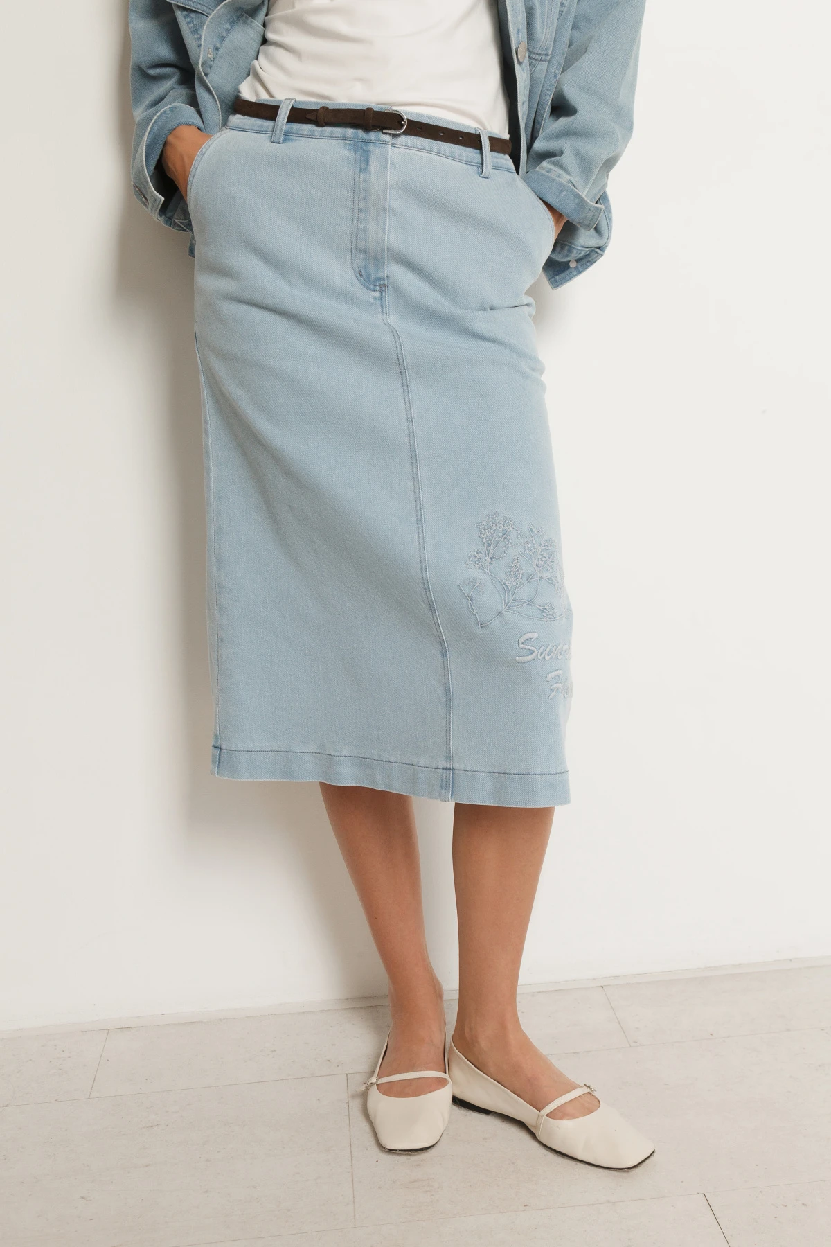 Юбка джинсовая "Неизведанные тропы" 1