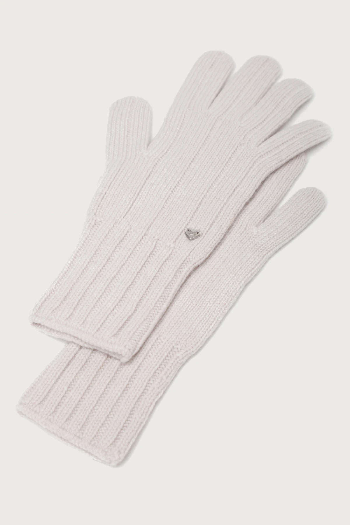 Перчатки пудра 3