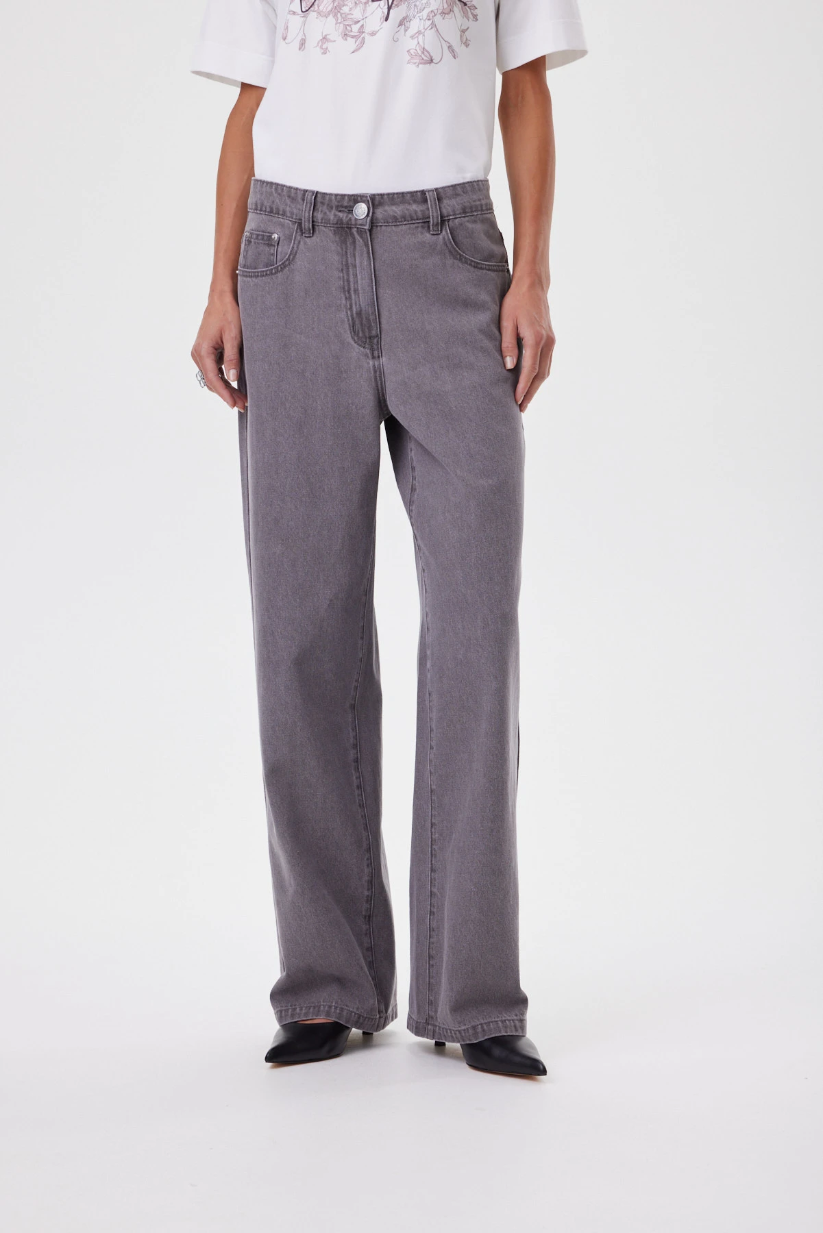 Брюки джинсовые серые 8