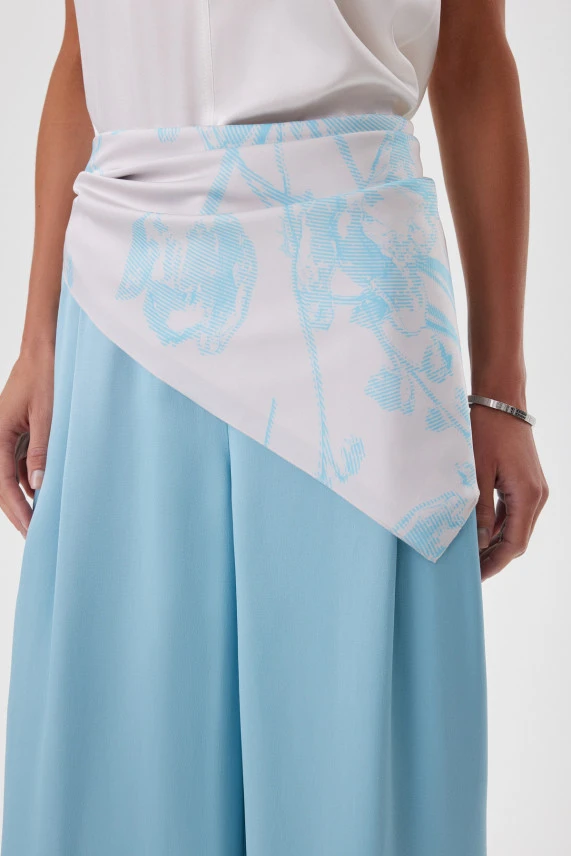 Платок "Весенний бутон"