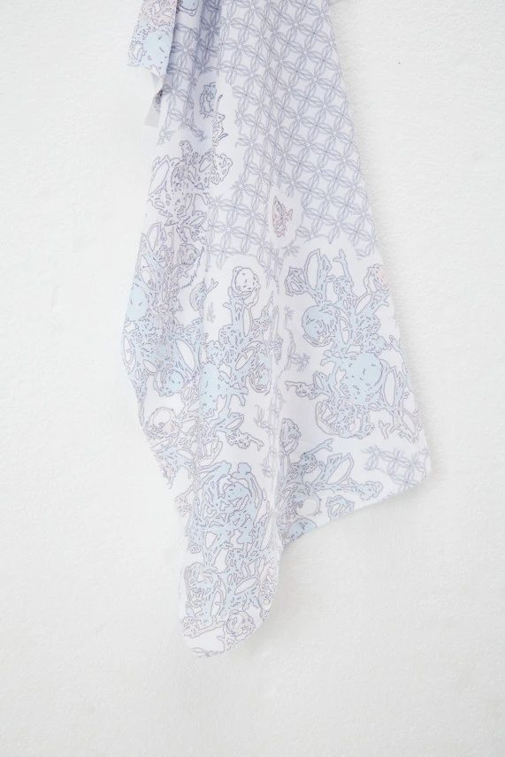 Платок "Легенда о розе"