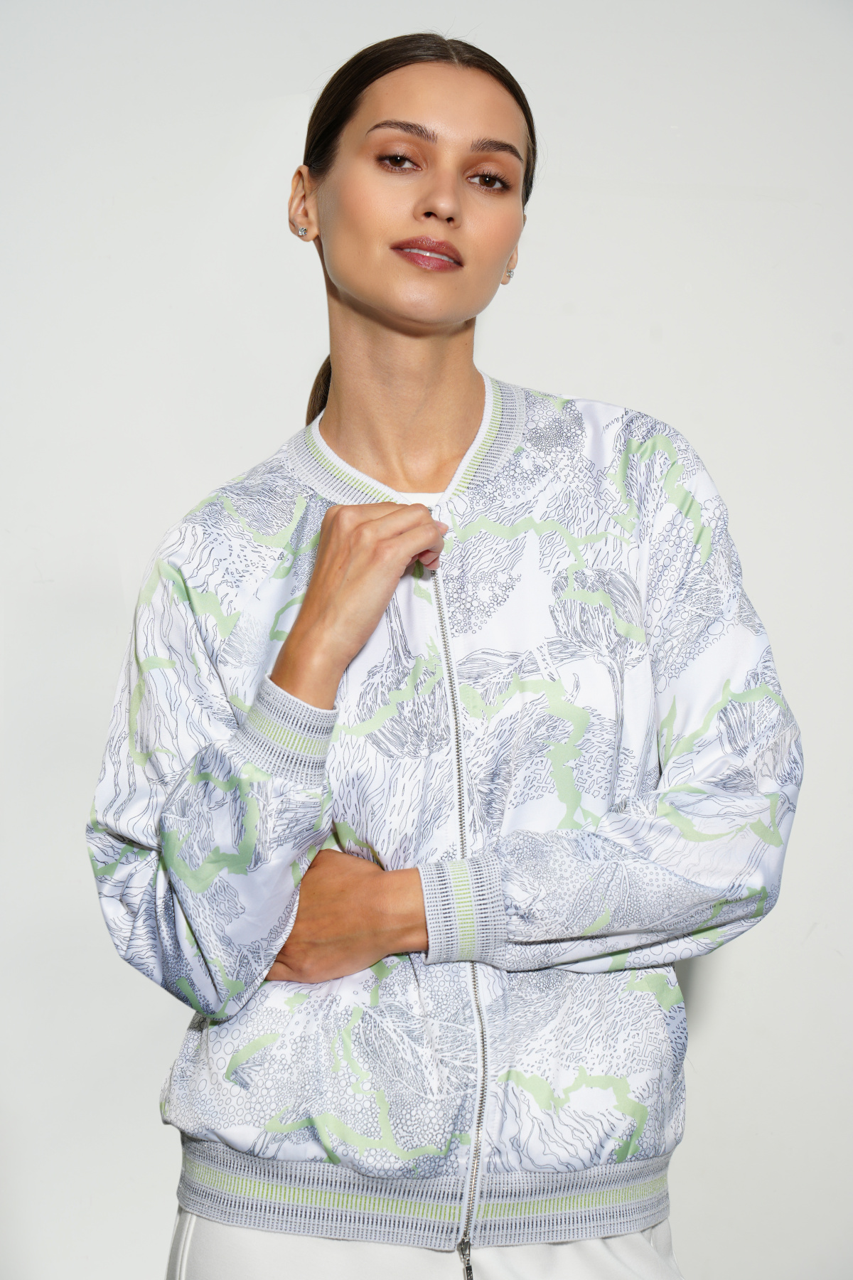 Бомбер &quot;Магия весны&quot; 0