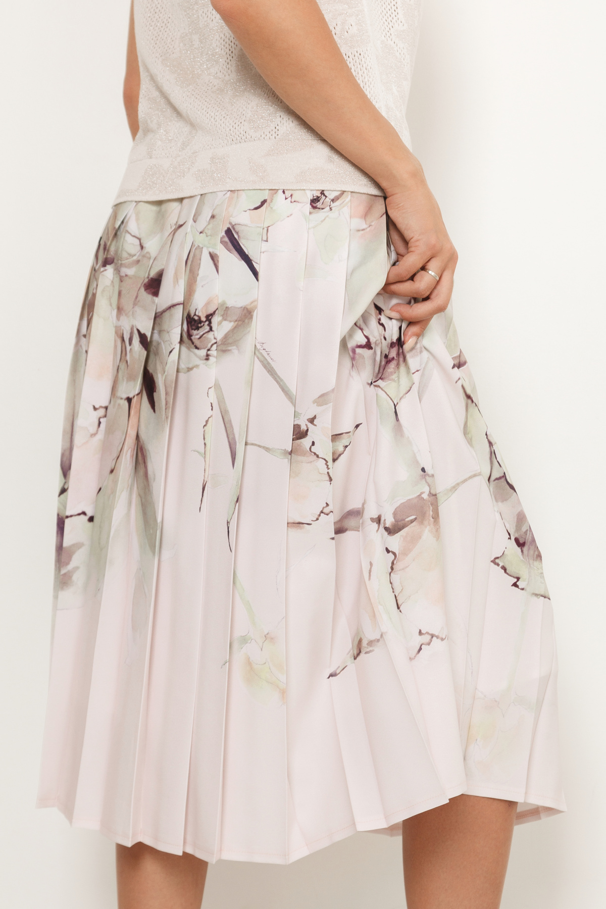 Юбка &quot;Прикосновение нежности&quot; 2