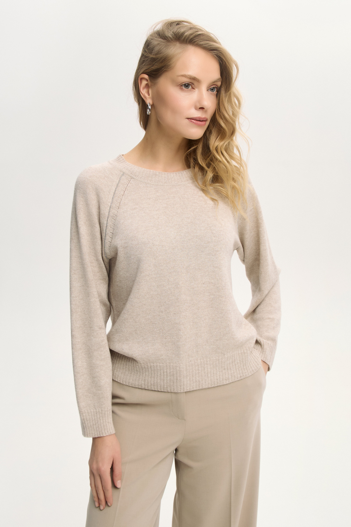 Джемпер песочный 4