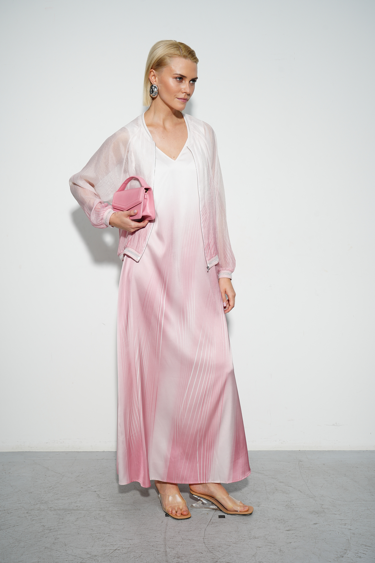 Бомбер &quot;Тайное обаяние&quot; 1