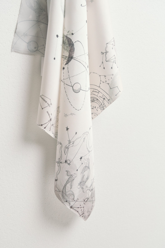 Платок &quot;Тайна планет&quot;