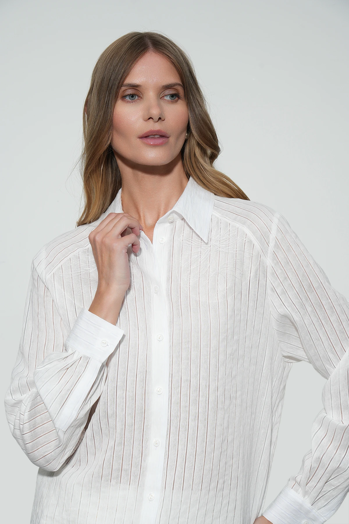 Рубашка &quot;Белый полёт&quot; 2