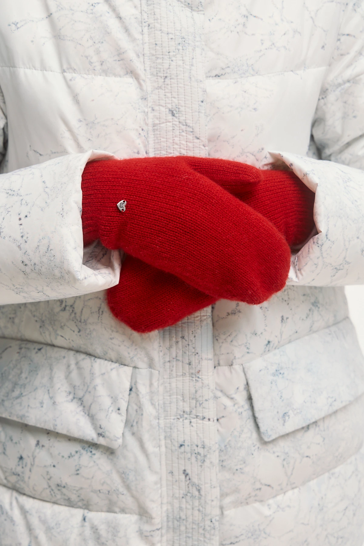 Варежки &quot;Северная клюква&quot; 2