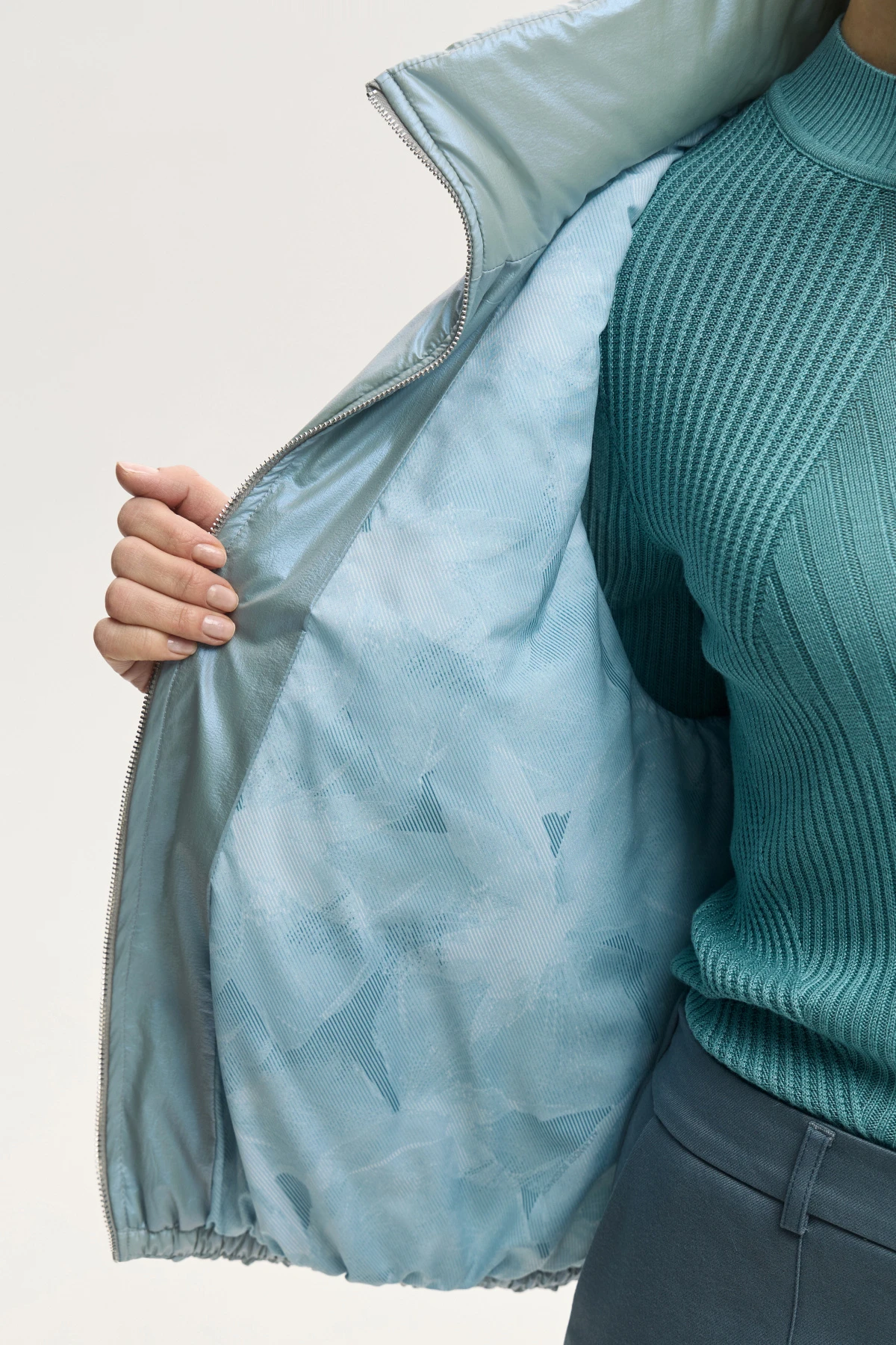 Жилет &quot;Мистика света&quot; 2