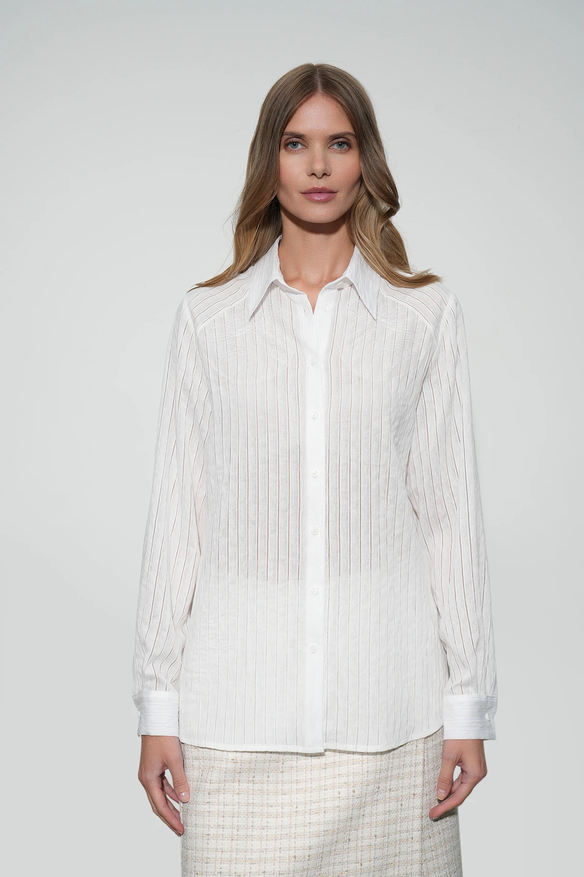 Рубашка &quot;Белый полёт&quot; 0